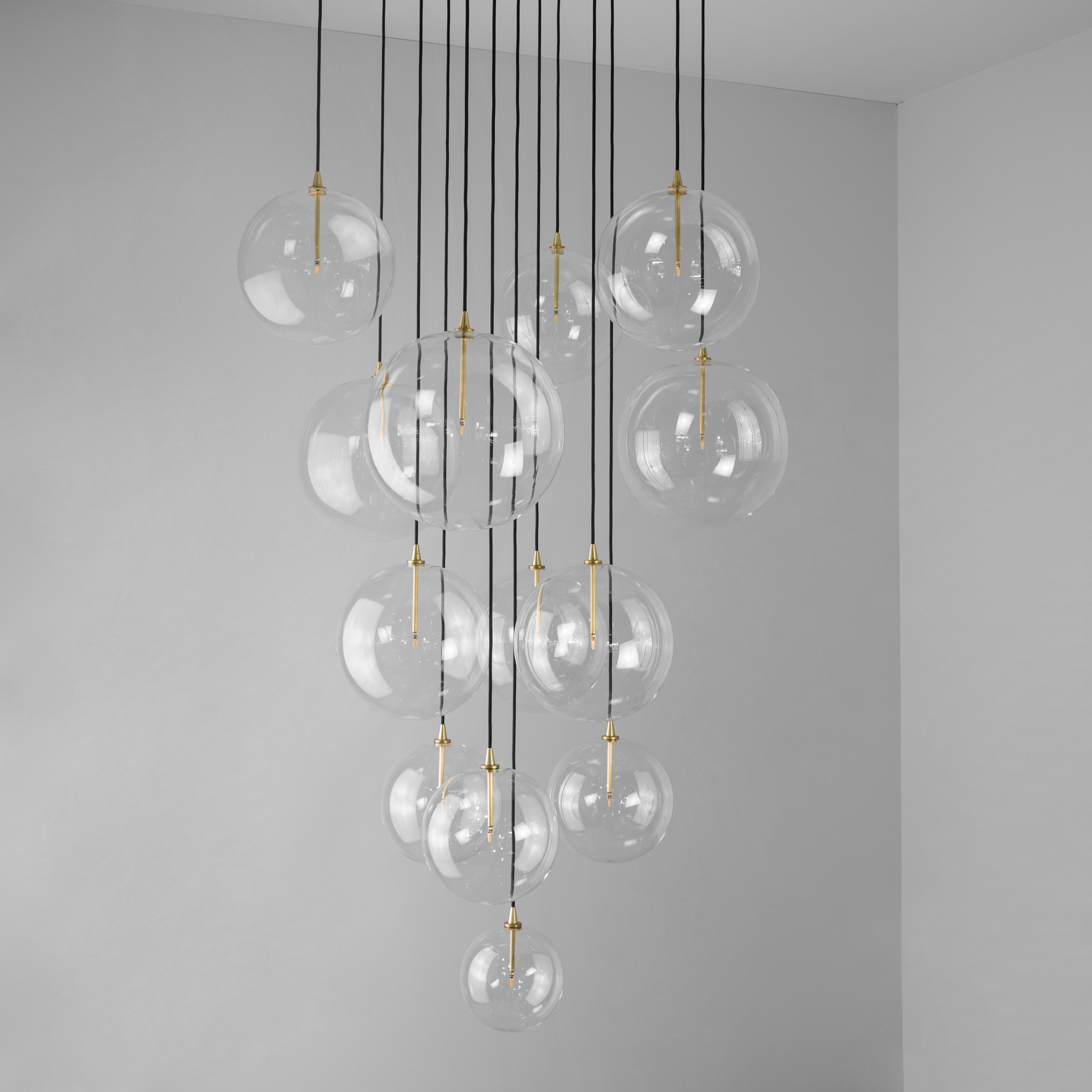 Schwung Cluster 13 Burnished Brass Transparent Globe Mix Chandelier